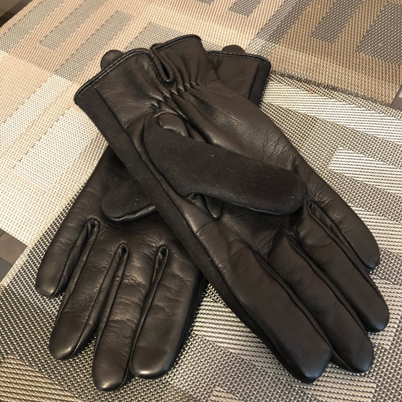 Cire 2 toned gloves - Picture 2 of 4